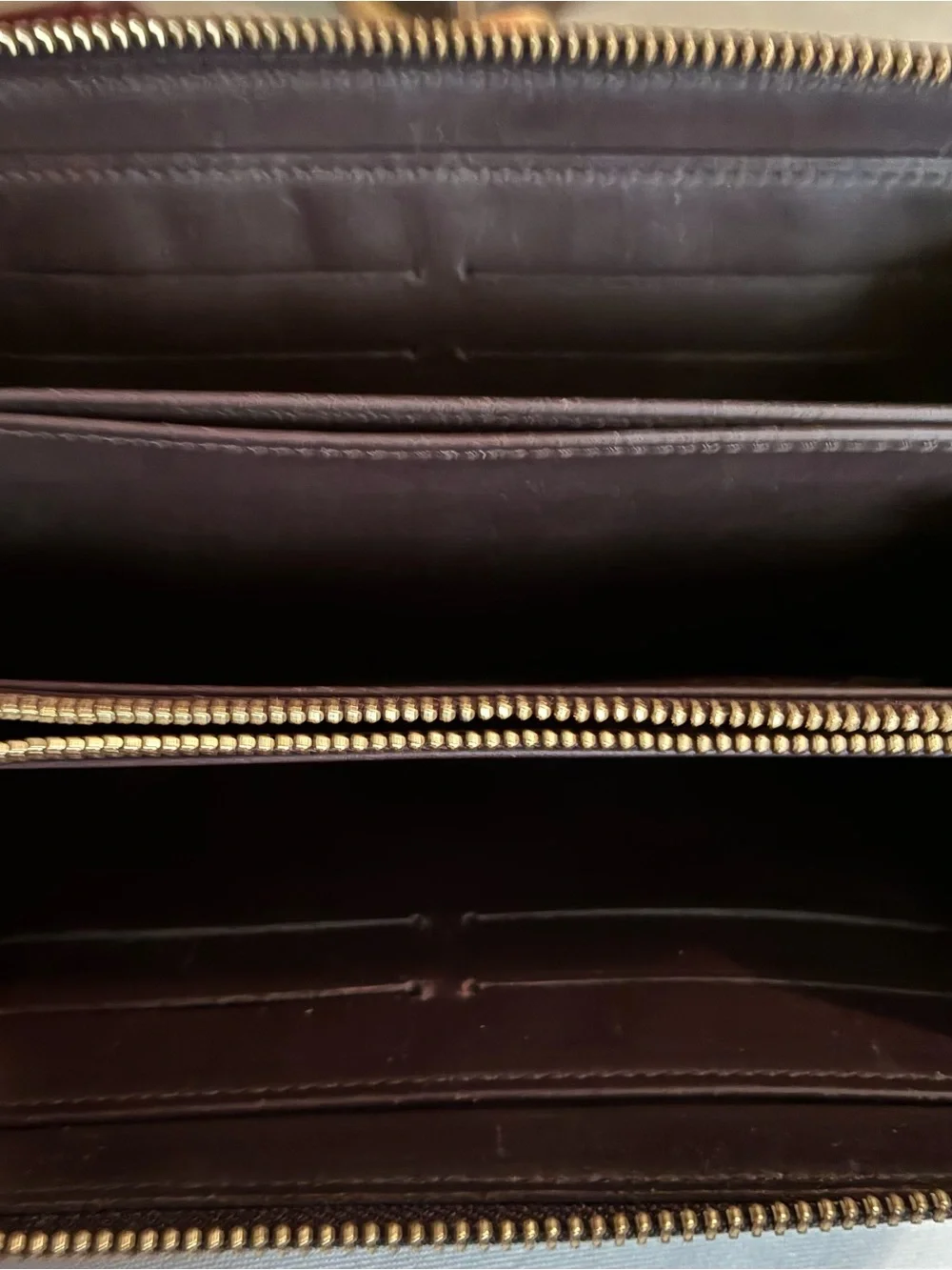 Louis Vuitton Vernis Patent Leather Zip Wallet